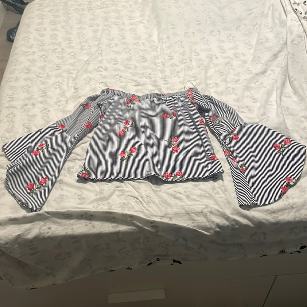 Strapless striped floral shirt